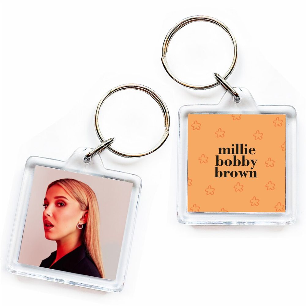 Breloczek Millie Bobby Brown — zdjęcie 1