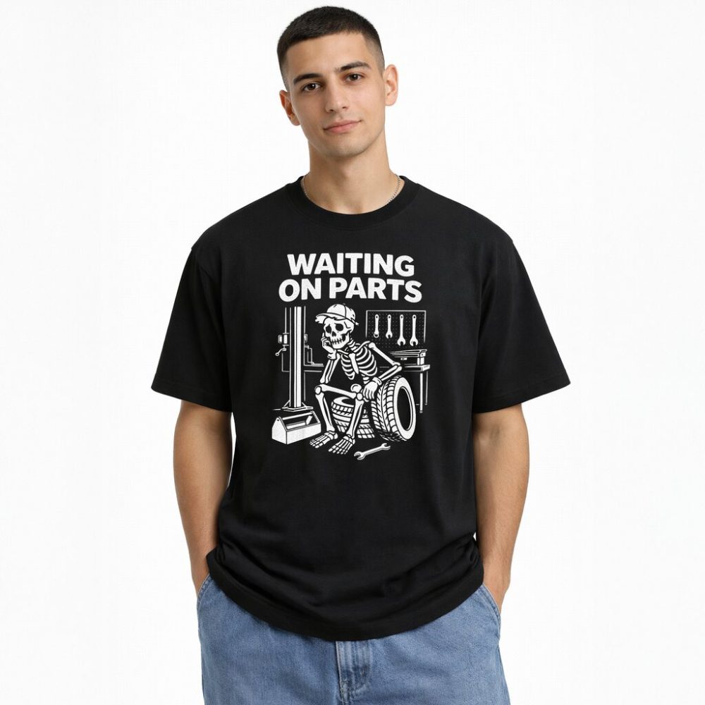 T-shirt Waiting On Parts — zdjęcie 2