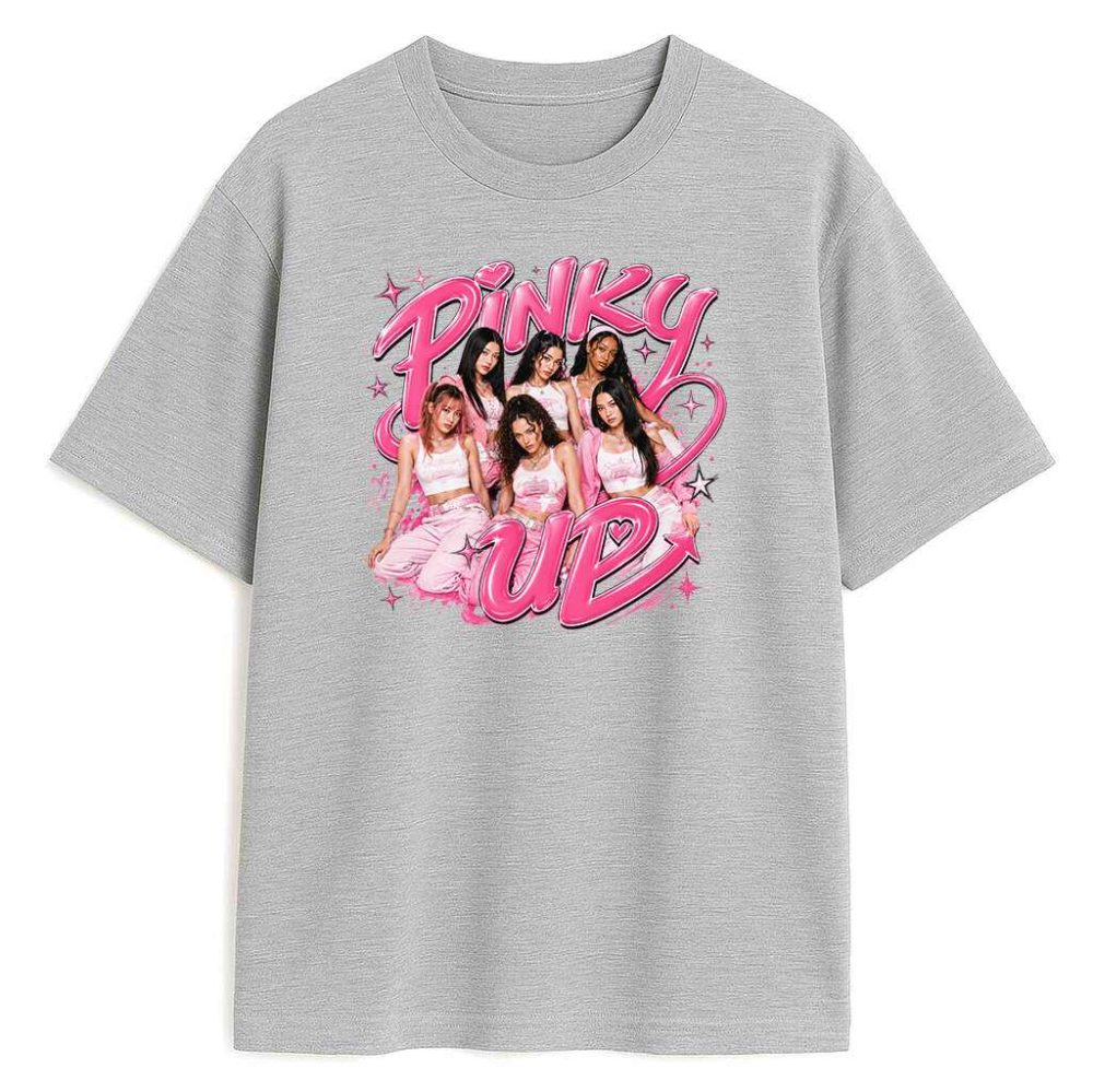T-shirt Katseye Pinky Up — zdjęcie 1